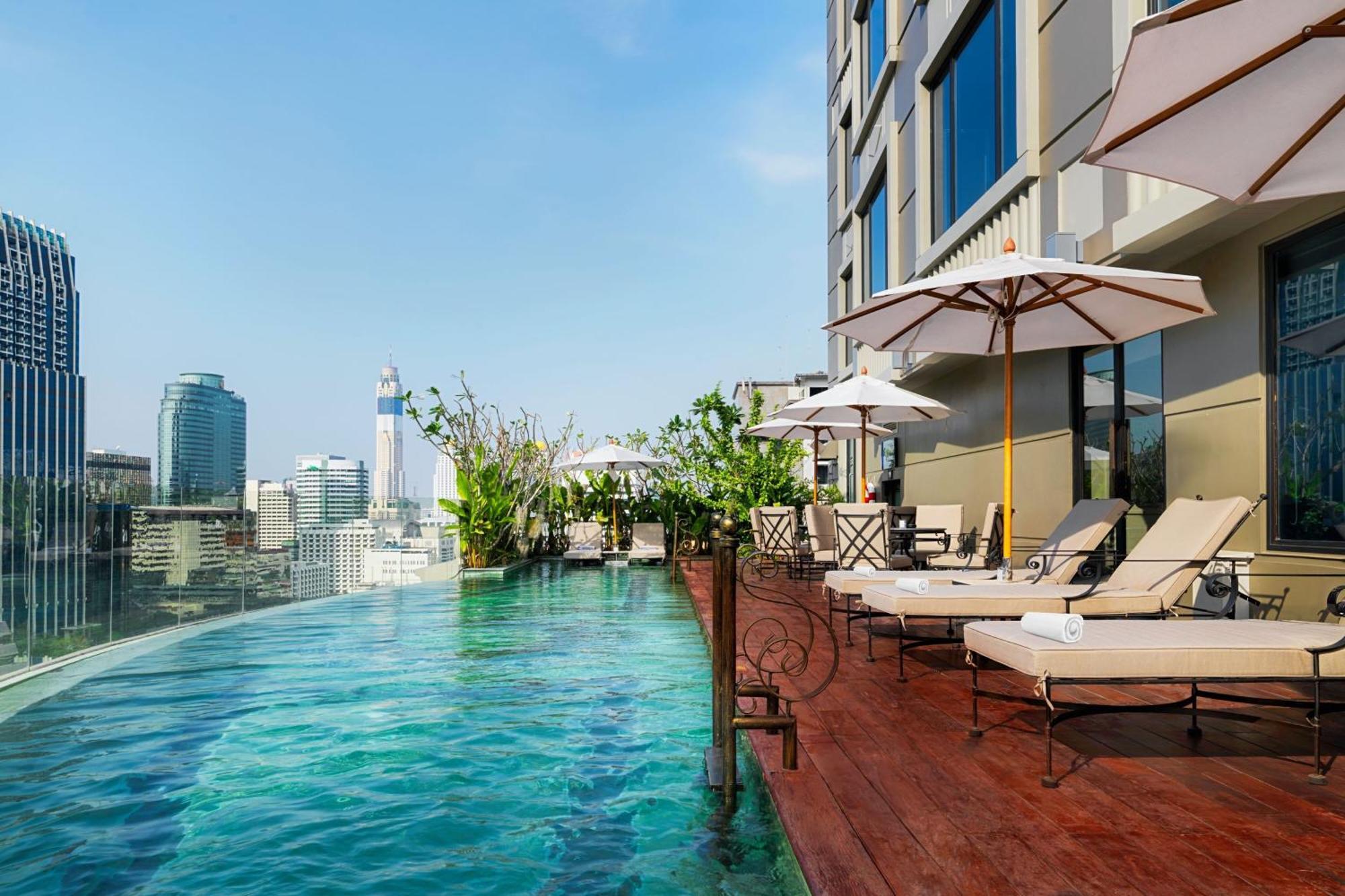 Hotel Muse Bangkok, Autograph Collection Екстериор снимка The swimming pool at the hotel