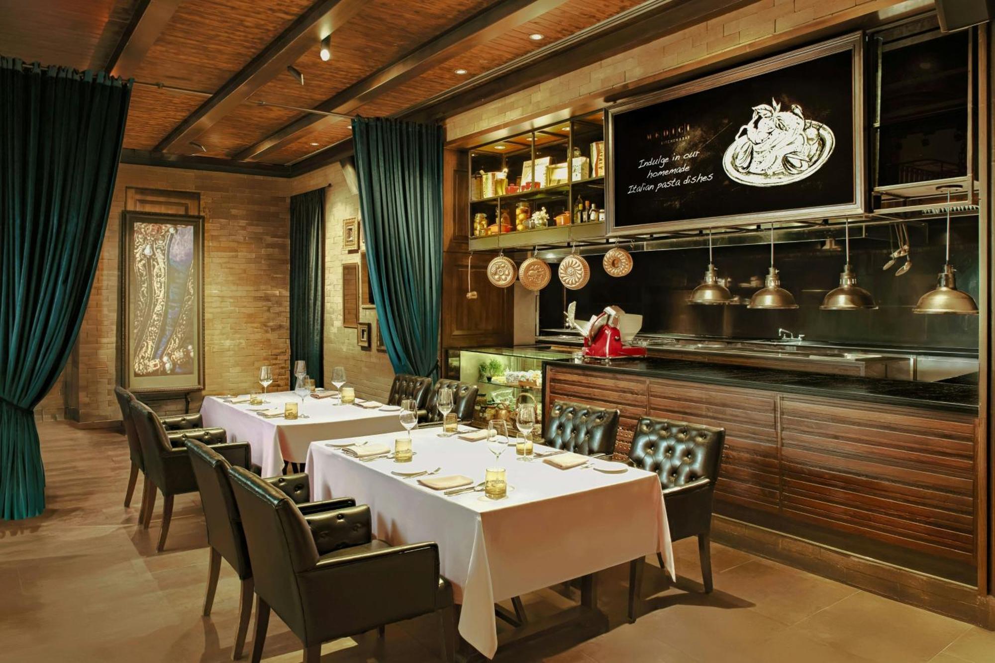 Hotel Muse Bangkok, Autograph Collection Екстериор снимка The Chef's Table